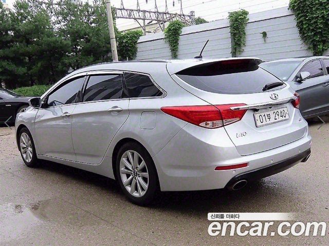 Hyundai i40 2012 — photo 3