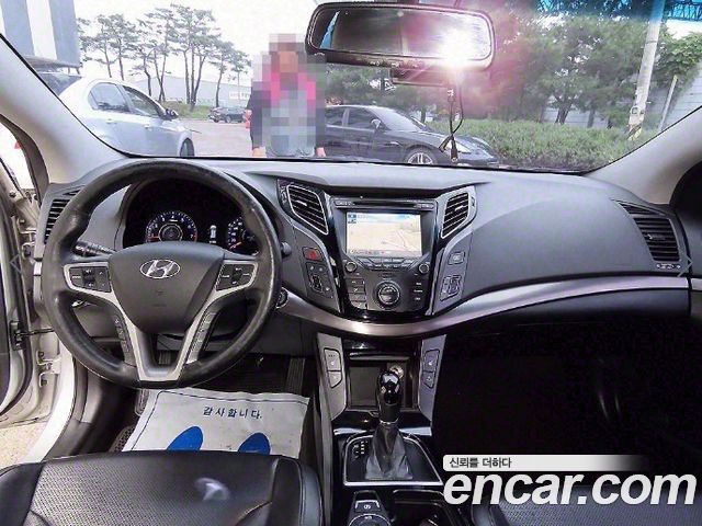 Hyundai i40 2012 — photo 7