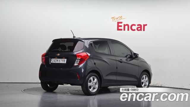 Chevrolet Korea Spark 2022 — photo 2