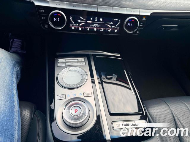 Genesis G80 2021 — photo 9
