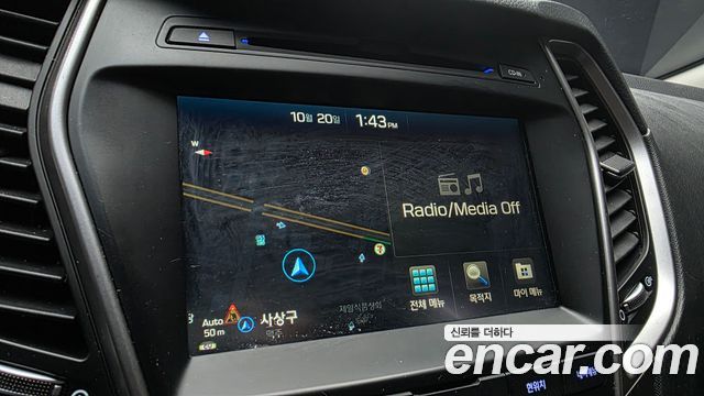 Hyundai Santafe 2016 — photo 16