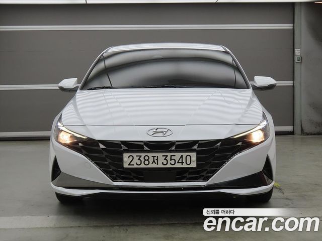 Hyundai AVANTE 2022 — photo 1