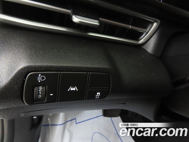 Hyundai AVANTE 2022 — photo 12