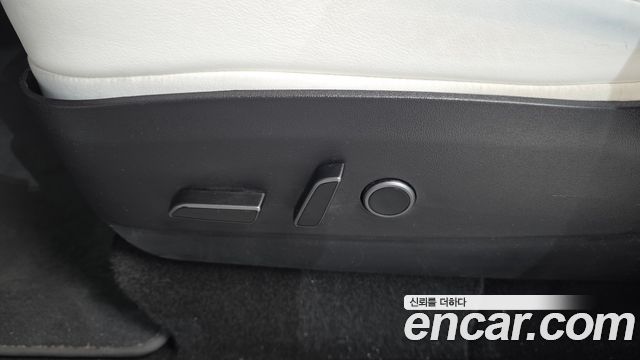 Tesla Model Y 2022 — photo 31