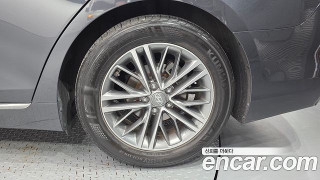 Hyundai Grandeur 2017 — photo 7