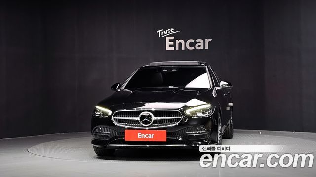 Mercedes-Benz C-Class 2024 — photo 3