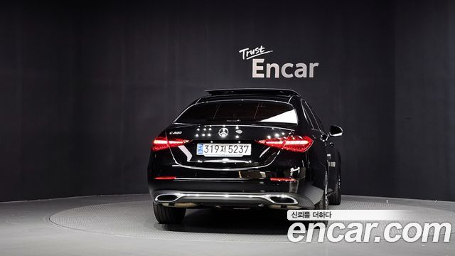 Mercedes-Benz C-Class 2024 — photo 4