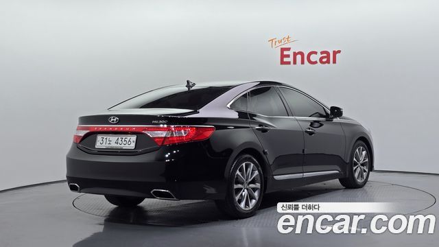 Hyundai Grandeur 2015 — photo 2