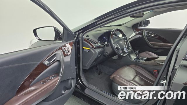 Hyundai Grandeur 2015 — photo 13