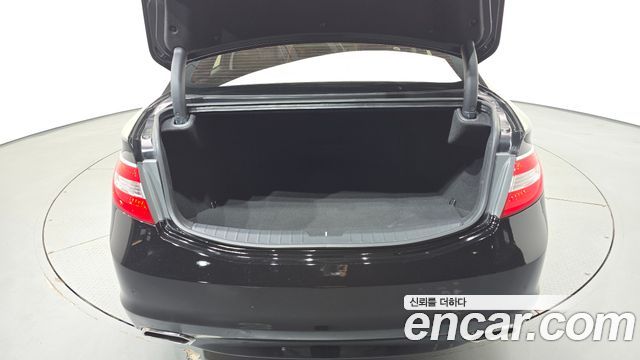 Hyundai Grandeur 2015 — photo 24