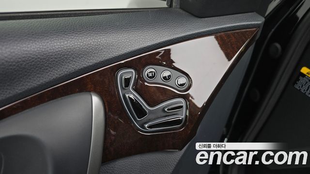 Hyundai Grandeur 2015 — photo 28
