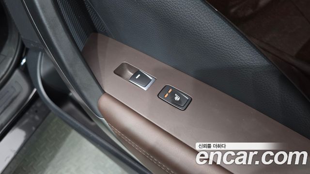 Hyundai Grandeur 2015 — photo 30