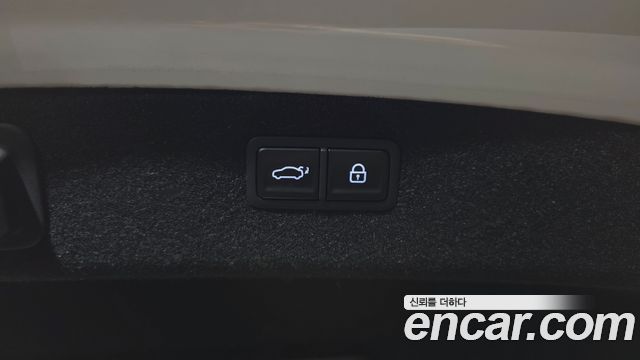 Genesis G80 2027 — photo 23