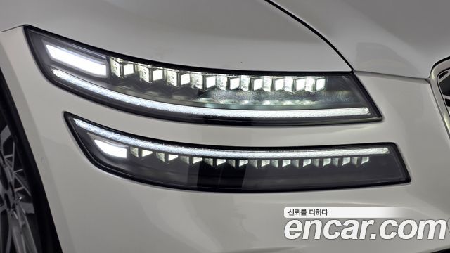 Genesis G80 2027 — photo 8