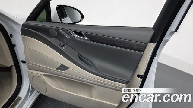 Genesis G80 2027 — photo 14