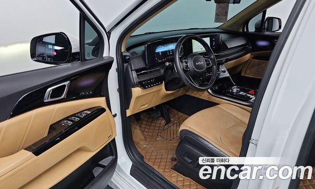 Kia Canival 2023 — photo 10