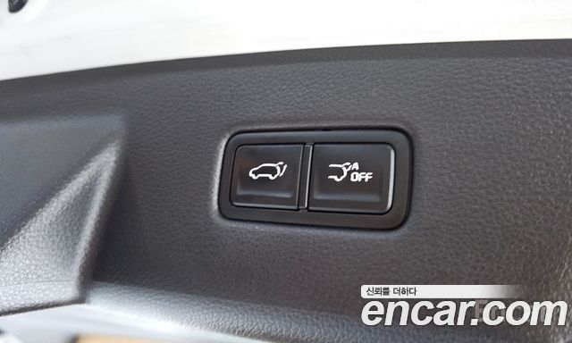 Kia Canival 2023 — photo 15