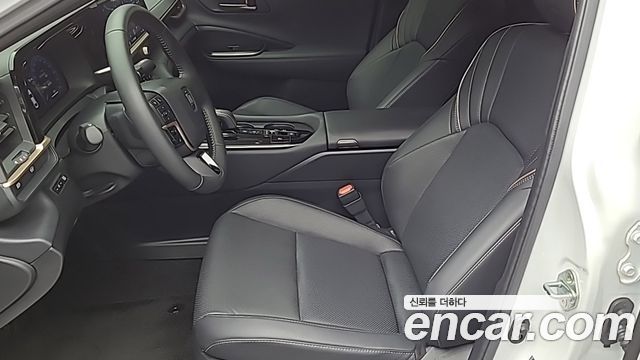 Toyota Crown 2025 — photo 10