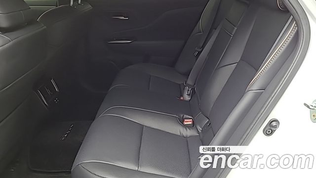 Toyota Crown 2025 — photo 11