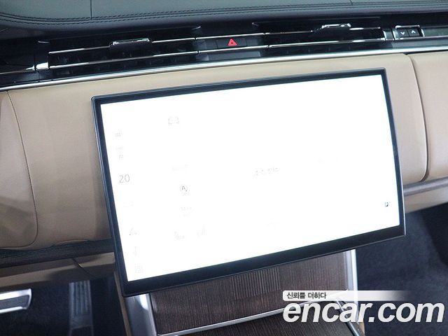 Land Rover Range Rover 2024 — photo 8