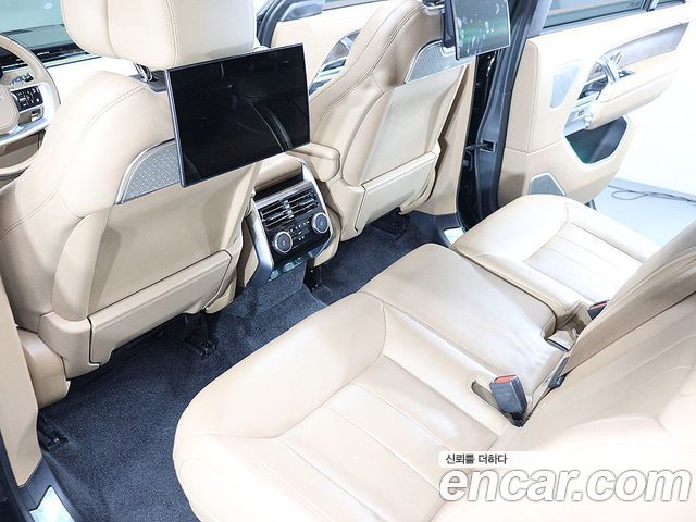 Land Rover Range Rover 2024 — photo 15