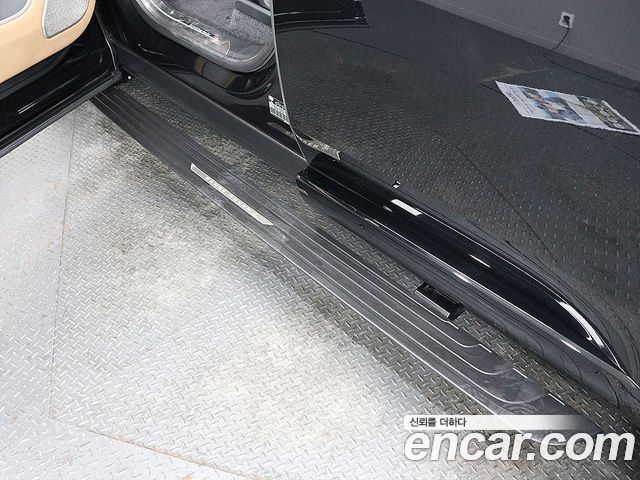 Land Rover Range Rover 2024 — photo 16
