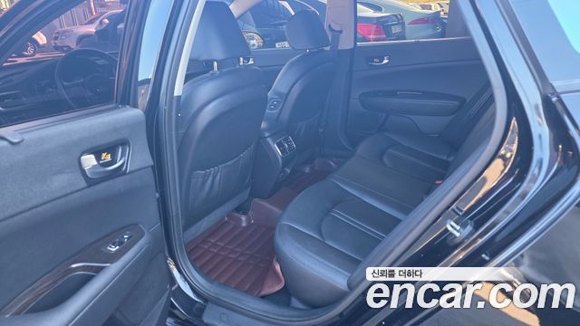 Kia K5 2016 — photo 9