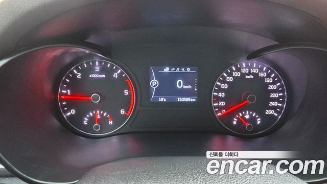 Kia K5 2016 — photo 13