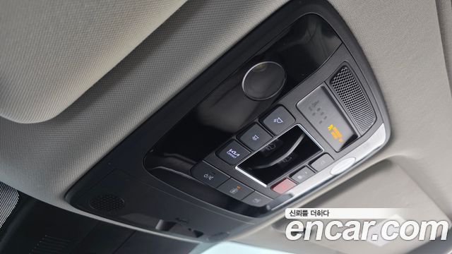 Kia Canival 2023 — photo 13
