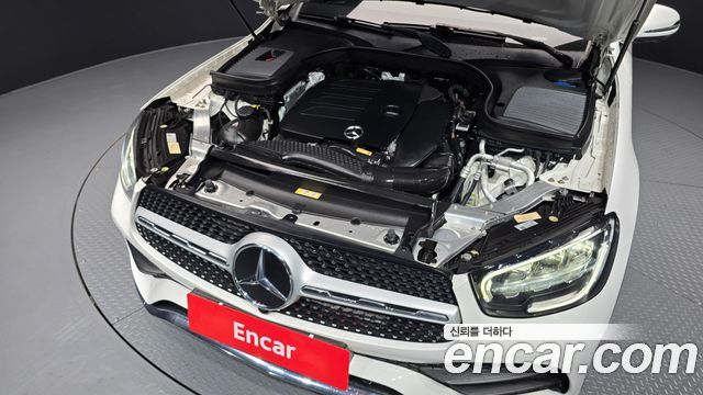 Mercedes-Benz GLC-Class 2020 — photo 6