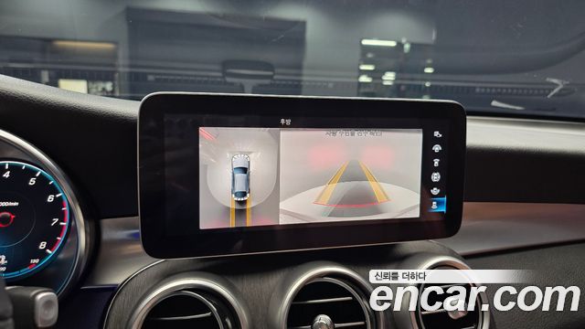 Mercedes-Benz GLC-Class 2020 — photo 21