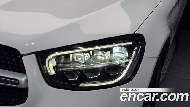 Mercedes-Benz GLC-Class 2020 — photo 8