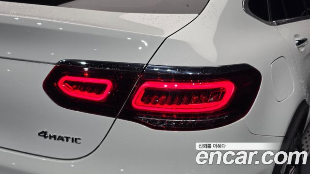 Mercedes-Benz GLC-Class 2020 — photo 9