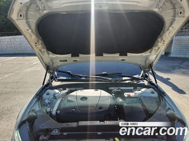 Volvo V60 2020 — photo 6