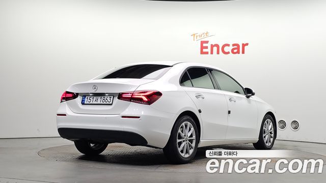 Mercedes-Benz A-Class 2020 — photo 2