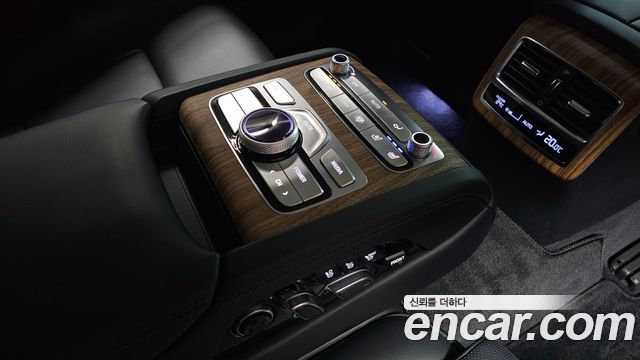 Kia K9 2022 — photo 19