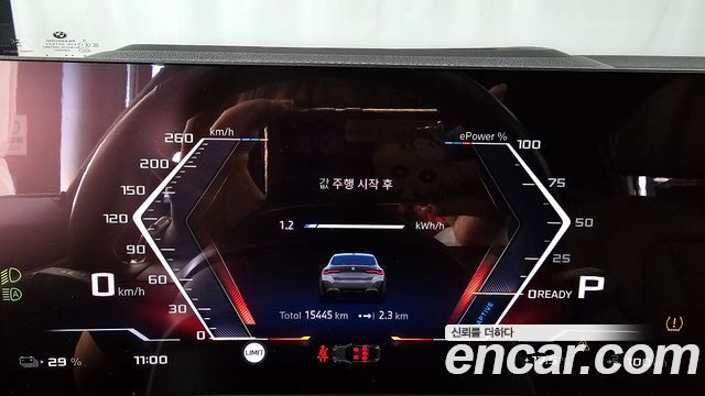 BMW i4 2024 — photo 11