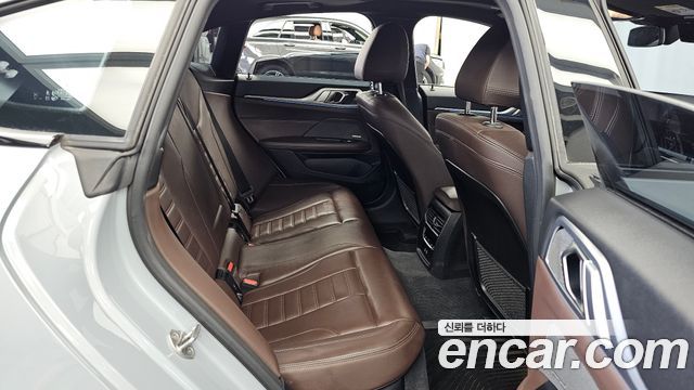 BMW i4 2024 — photo 18
