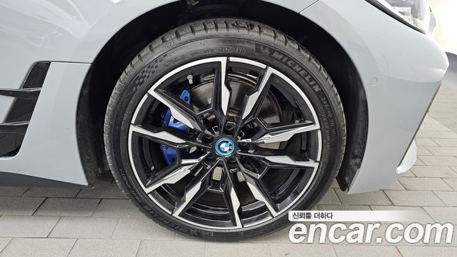 BMW i4 2024 — photo 7