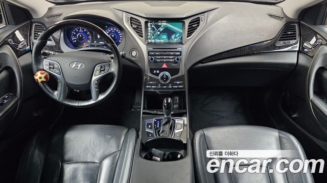 Hyundai Grandeur 2015 — photo 10