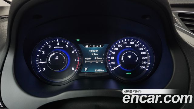 Hyundai Grandeur 2015 — photo 11