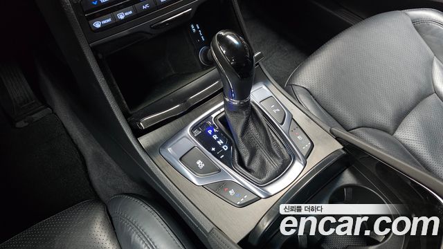 Hyundai Grandeur 2015 — photo 12