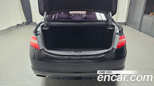 Hyundai Grandeur 2015 — photo 24