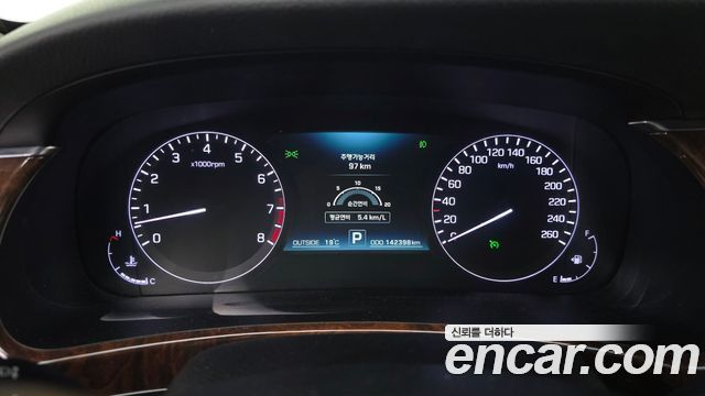 Hyundai Equus 2013 — photo 8