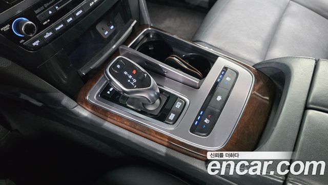 Hyundai Equus 2013 — photo 9