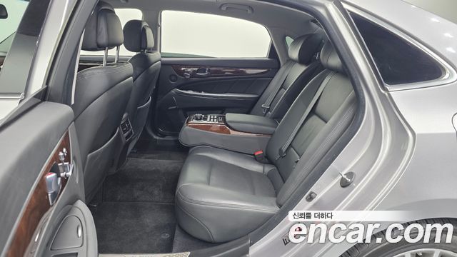 Hyundai Equus 2013 — photo 11