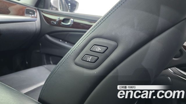Hyundai Equus 2013 — photo 15