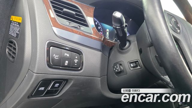 Hyundai Equus 2013 — photo 16