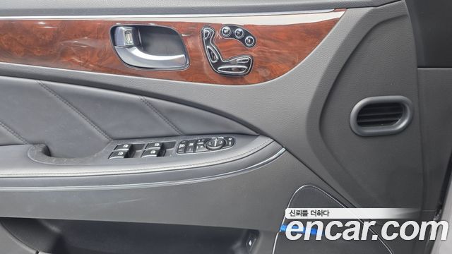 Hyundai Equus 2013 — photo 17