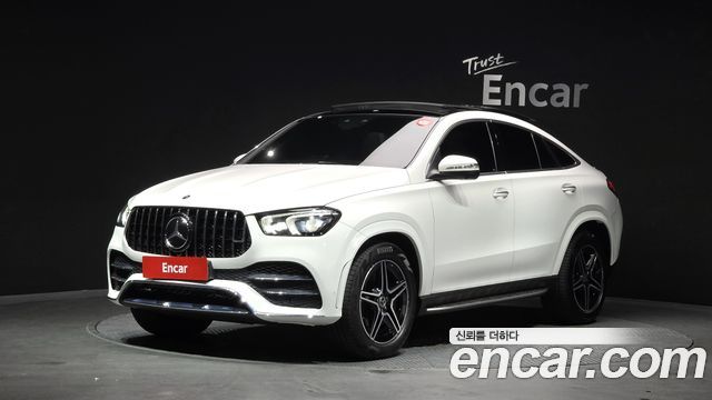Mercedes-Benz GLE-Class 2021 — photo 1
